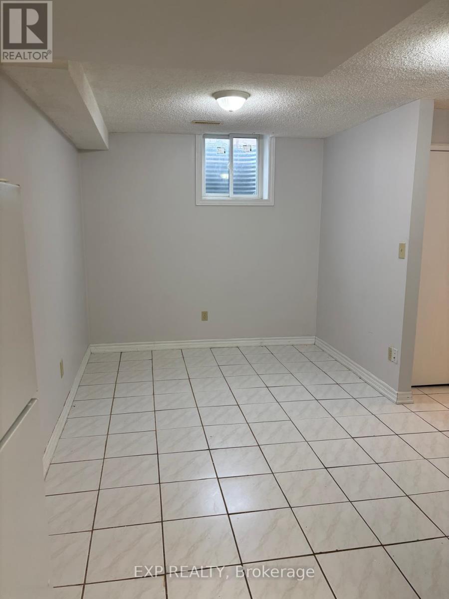 Lower Level - Bsmnt Only - 5243 Heatherleigh Avenue, Mississauga, Ontario  L5V 2A1 - Photo 15 - W13864102