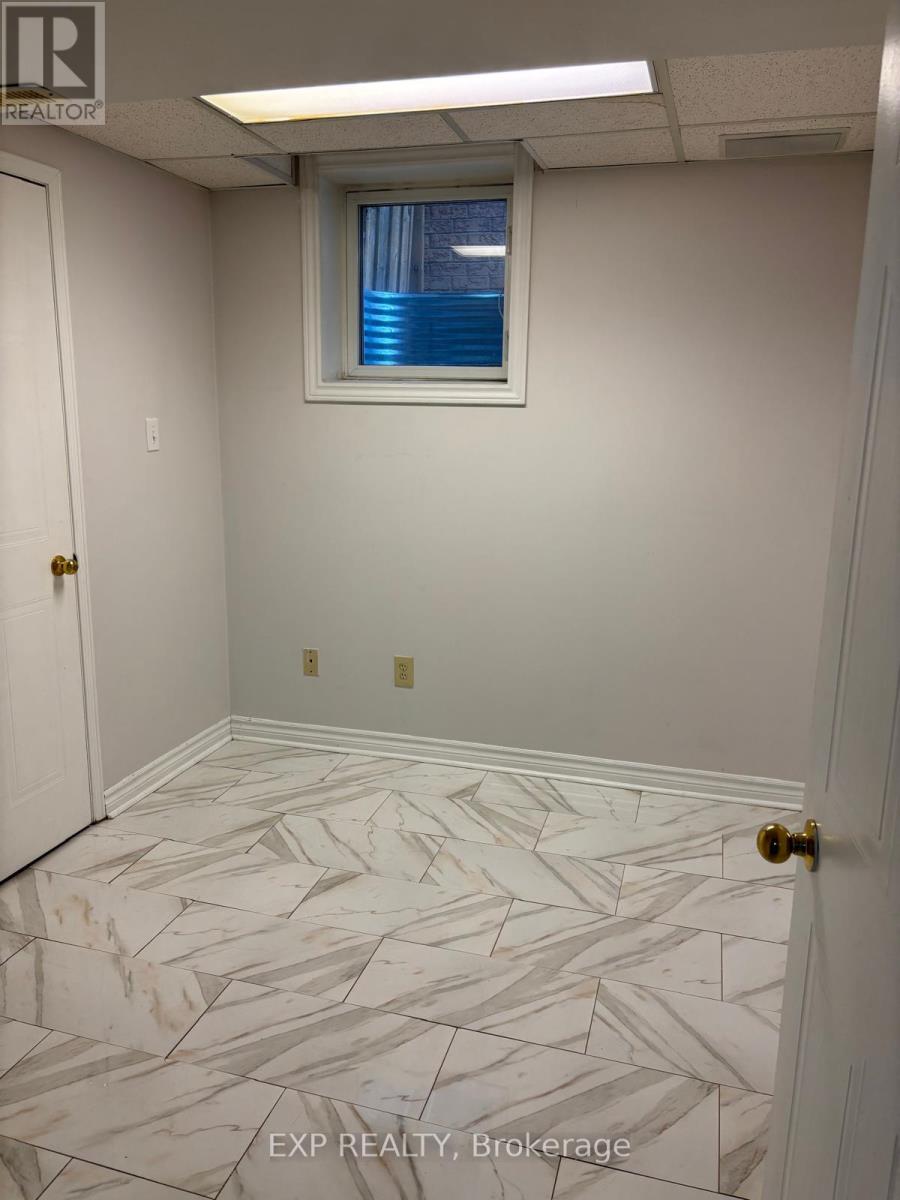 Lower Level - Bsmnt Only - 5243 Heatherleigh Avenue, Mississauga, Ontario  L5V 2A1 - Photo 19 - W13864102