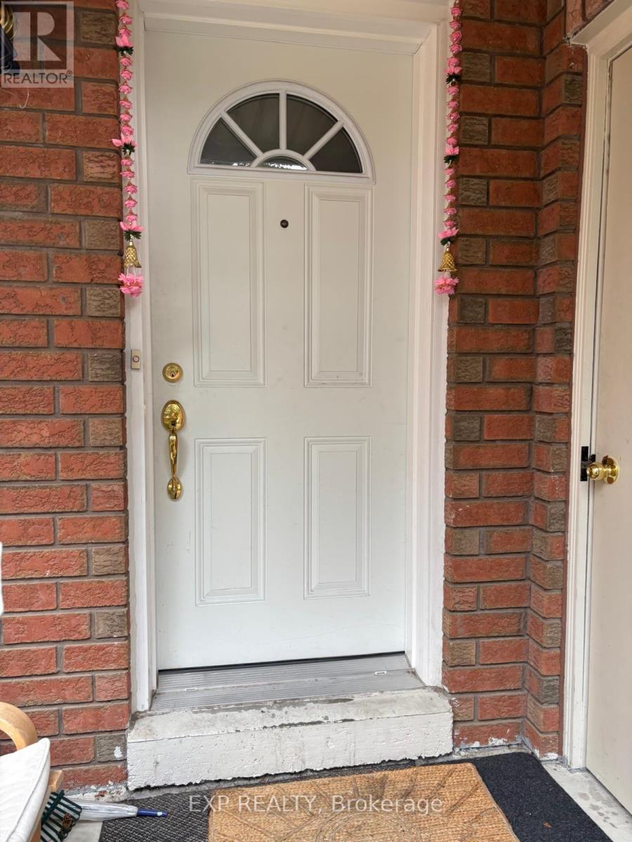 Lower Level - Bsmnt Only - 5243 Heatherleigh Avenue, Mississauga, Ontario  L5V 2A1 - Photo 5 - W13864102