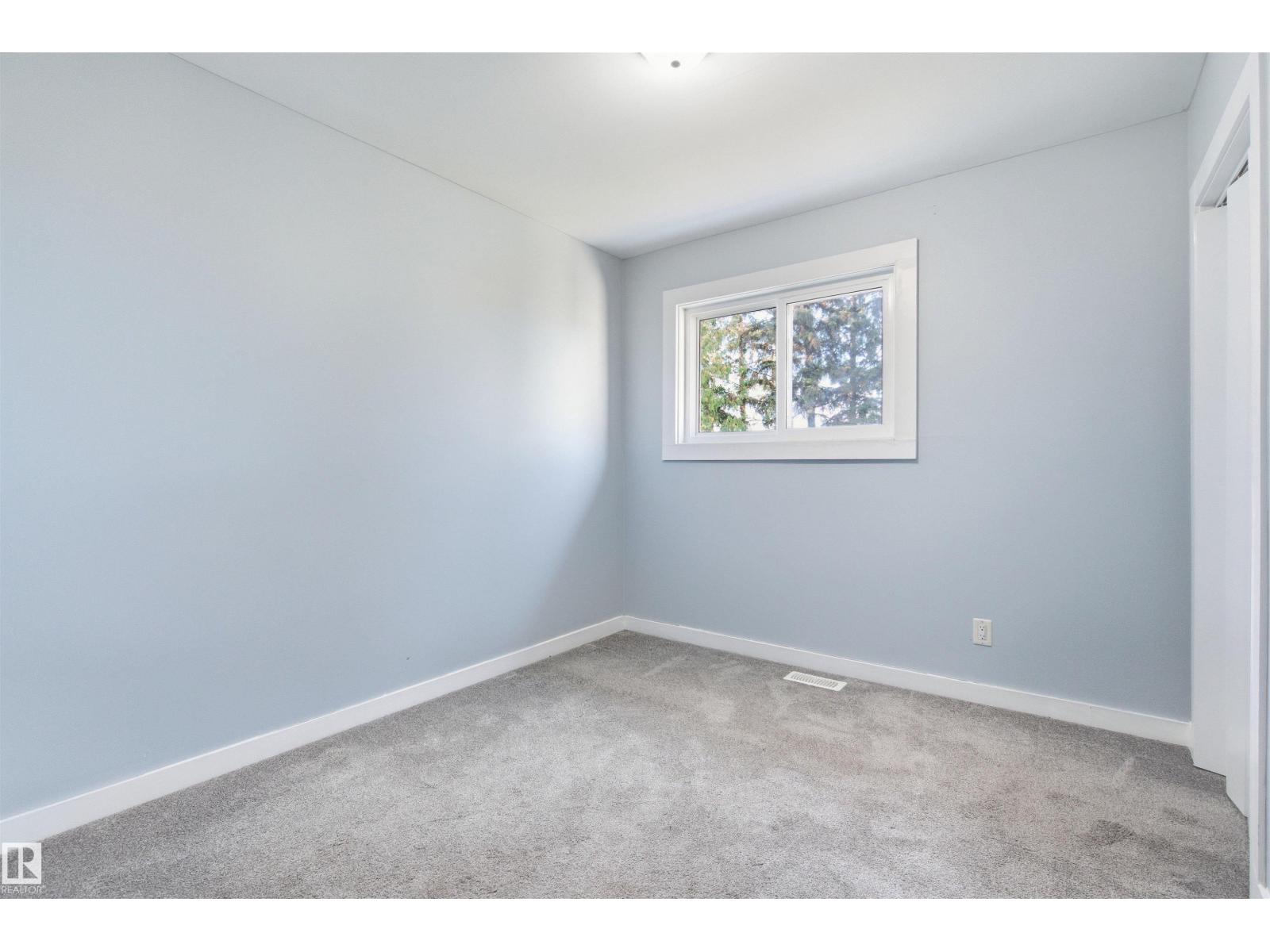 13223 85 ST NW