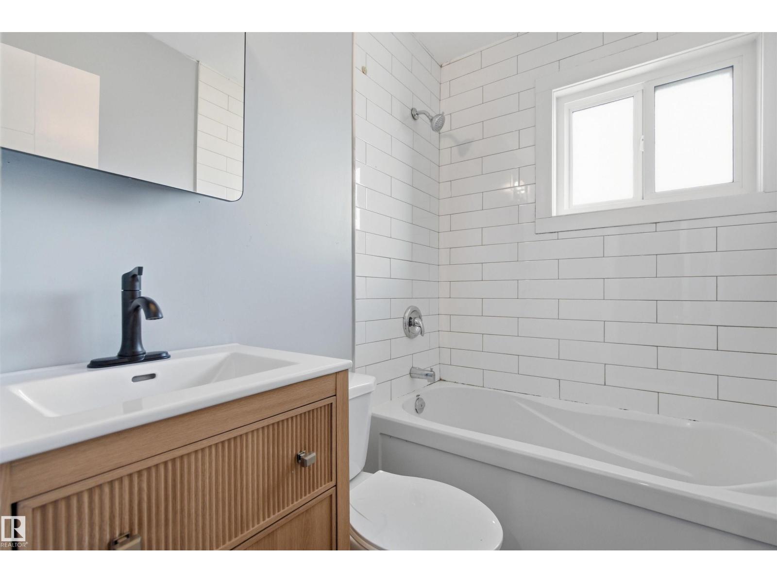 13223 85 ST NW