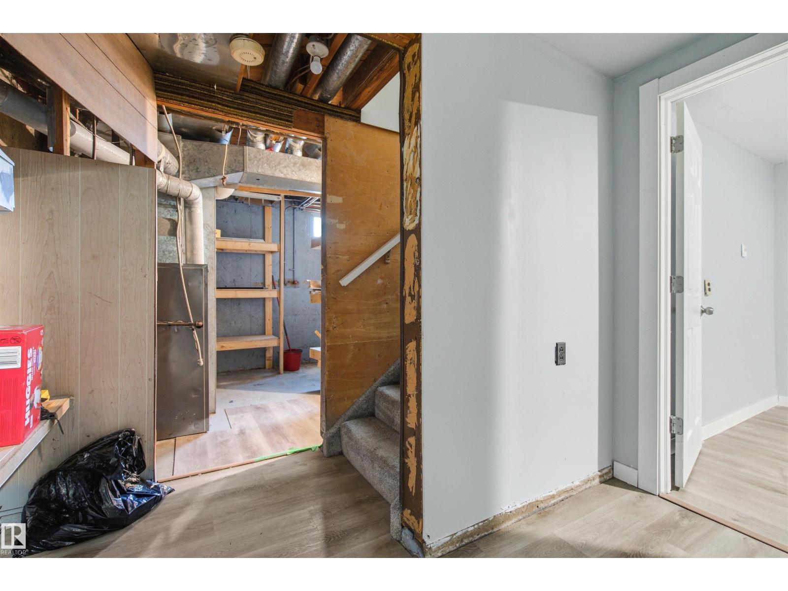13223 85 ST NW