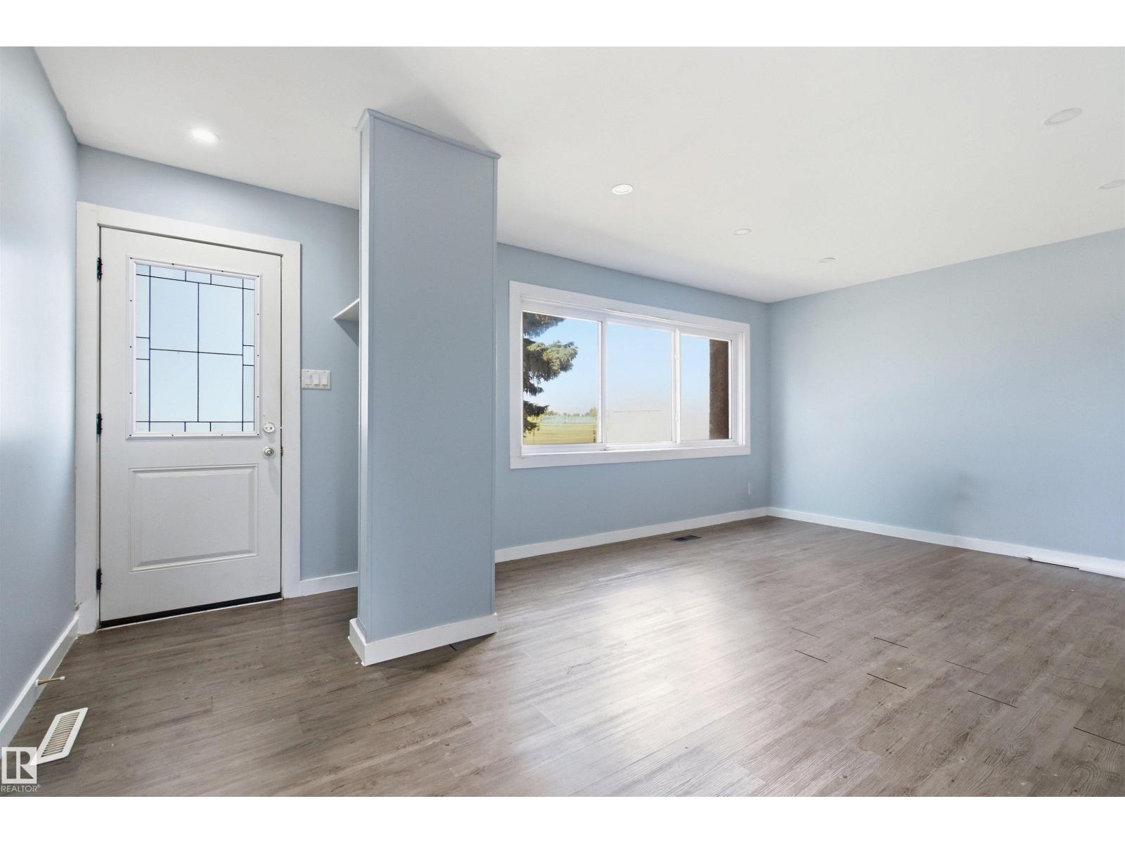 13223 85 ST NW