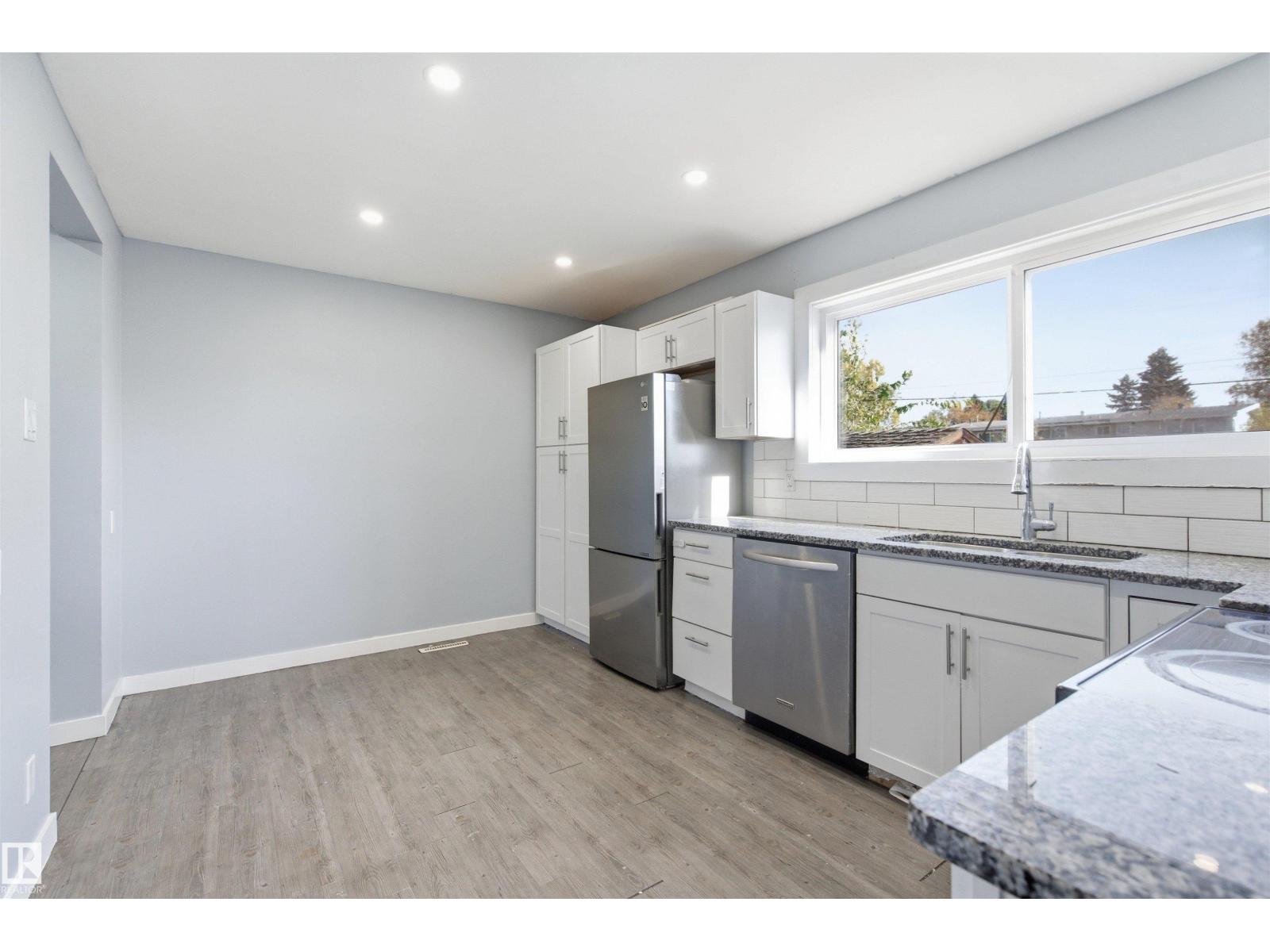 13223 85 ST NW