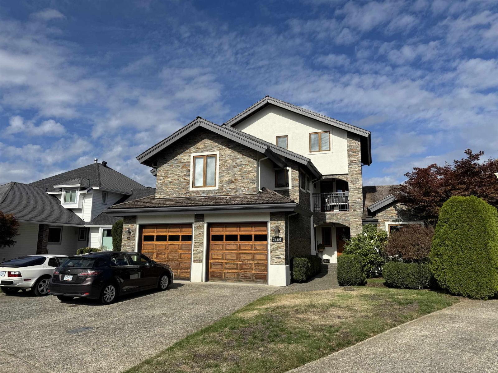 32351 Nakusp Drive, Abbotsford, British Columbia  V2T 5C6 - Photo 2 - R3172069