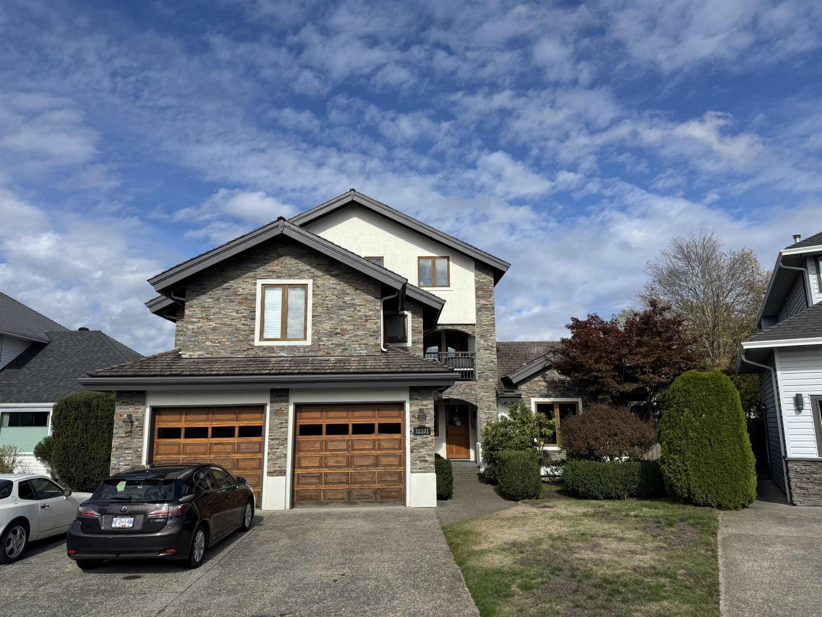32351 NAKUSP DRIVE, Abbotsford, British Columbia