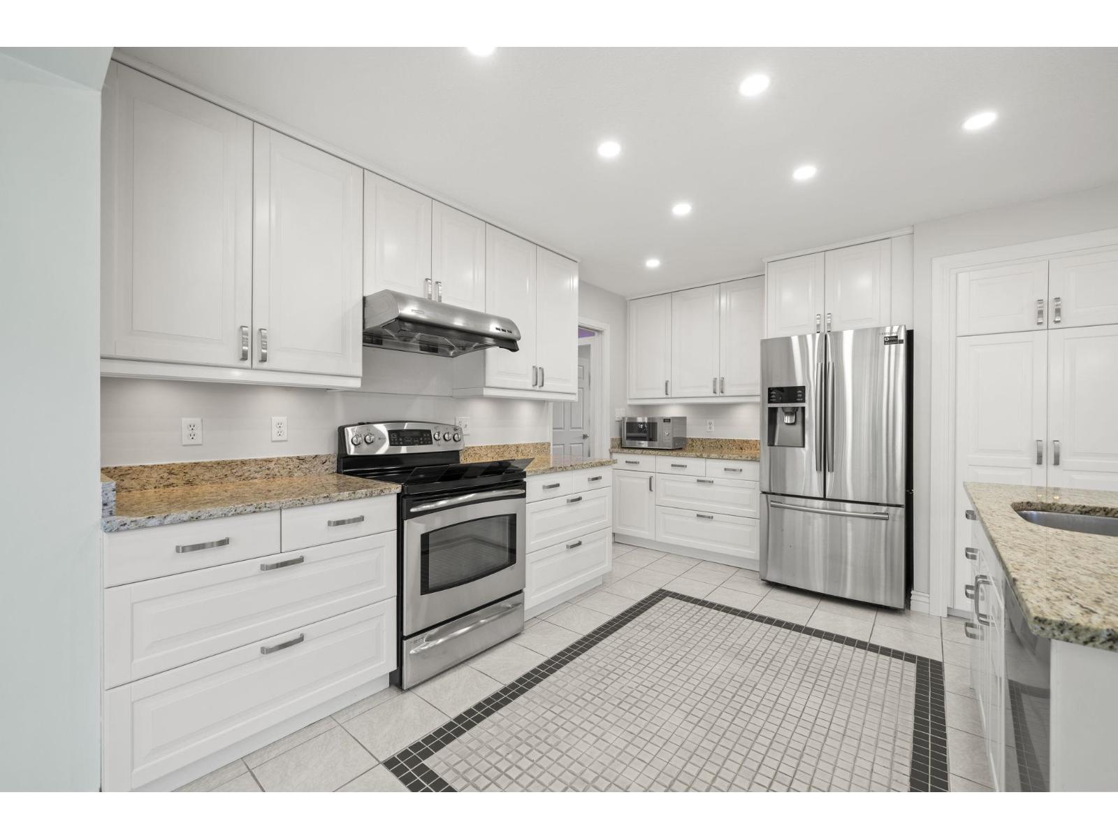 9435 156a Street, Surrey, British Columbia  V4N 3B5 - Photo 6 - R3172478