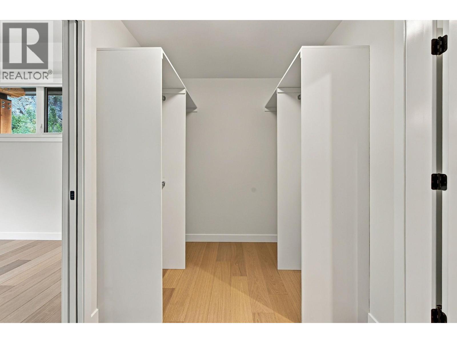 9652 Benchland Drive Unit# 404