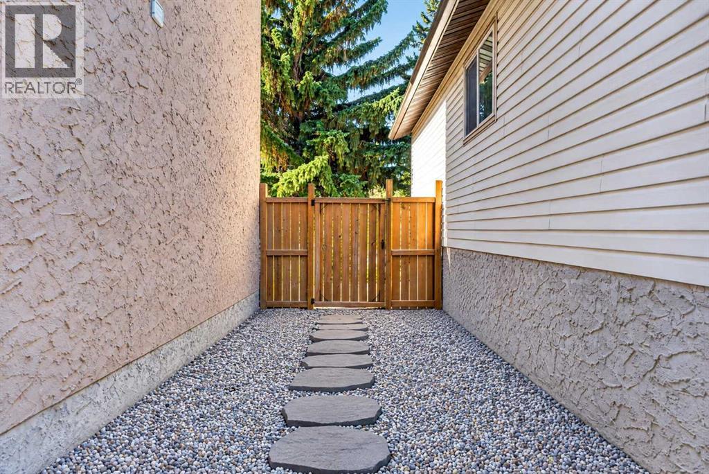 907 Ranchview Crescent Nw, Calgary, Alberta  T3G 1A4 - Photo 41 - A2347748