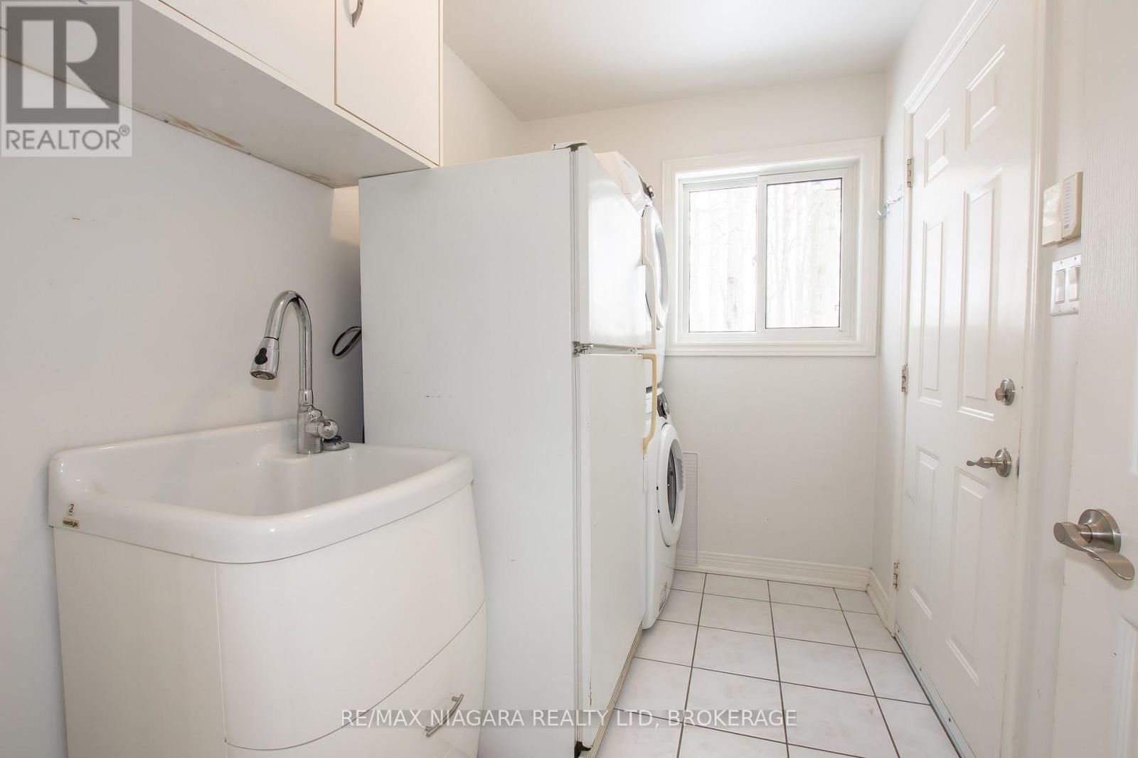 3417 Michelle Court, Niagara Falls, Ontario  L2H 3E7 - Photo 14 - X13862556