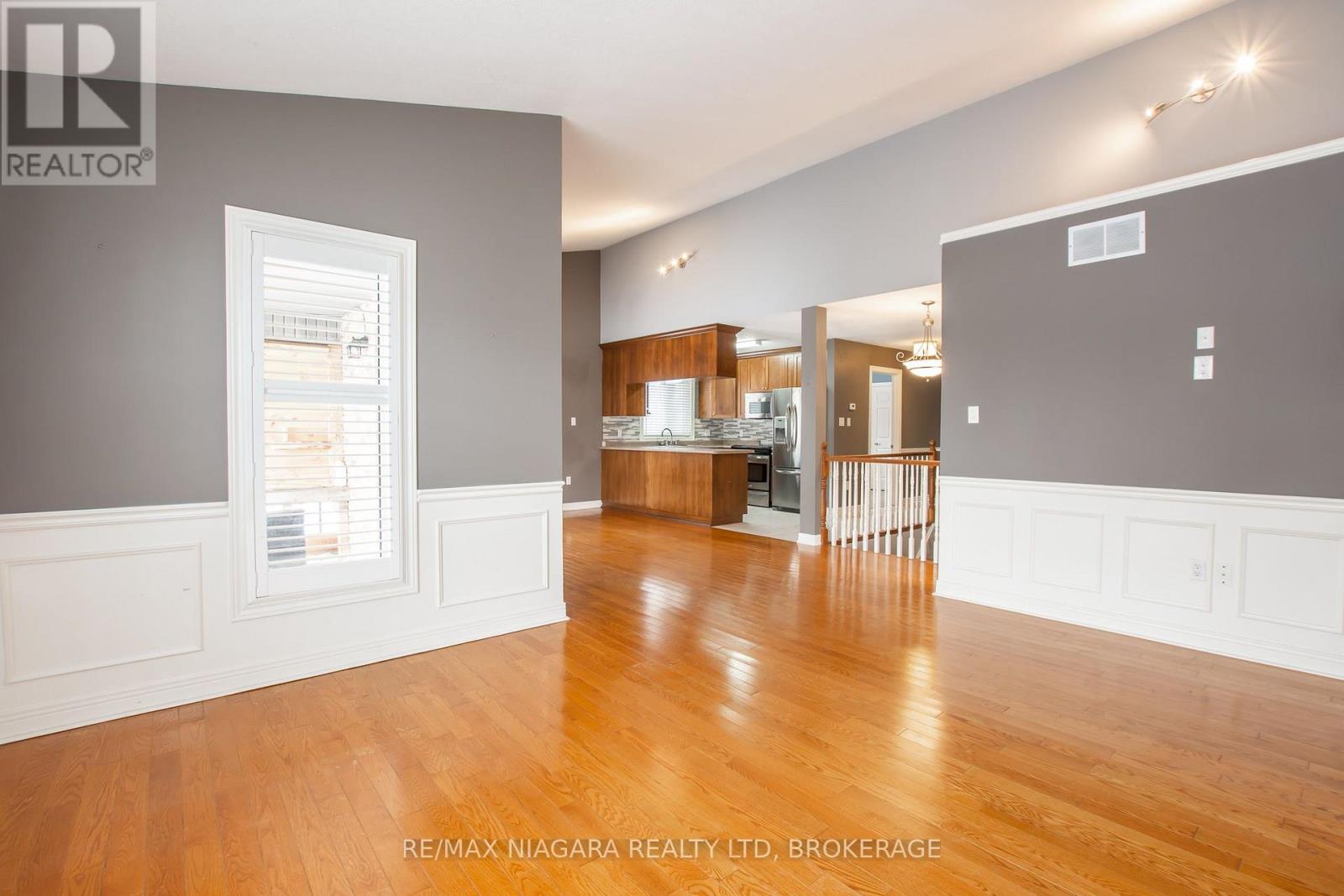 3417 Michelle Court, Niagara Falls, Ontario  L2H 3E7 - Photo 12 - X13862556