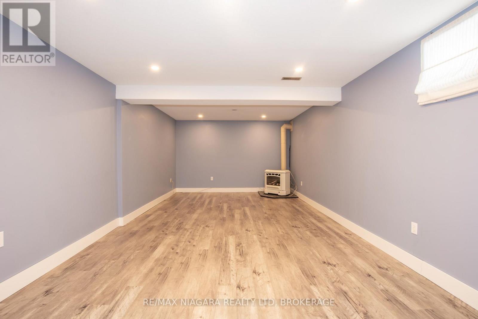 3417 Michelle Court, Niagara Falls, Ontario  L2H 3E7 - Photo 16 - X13862556