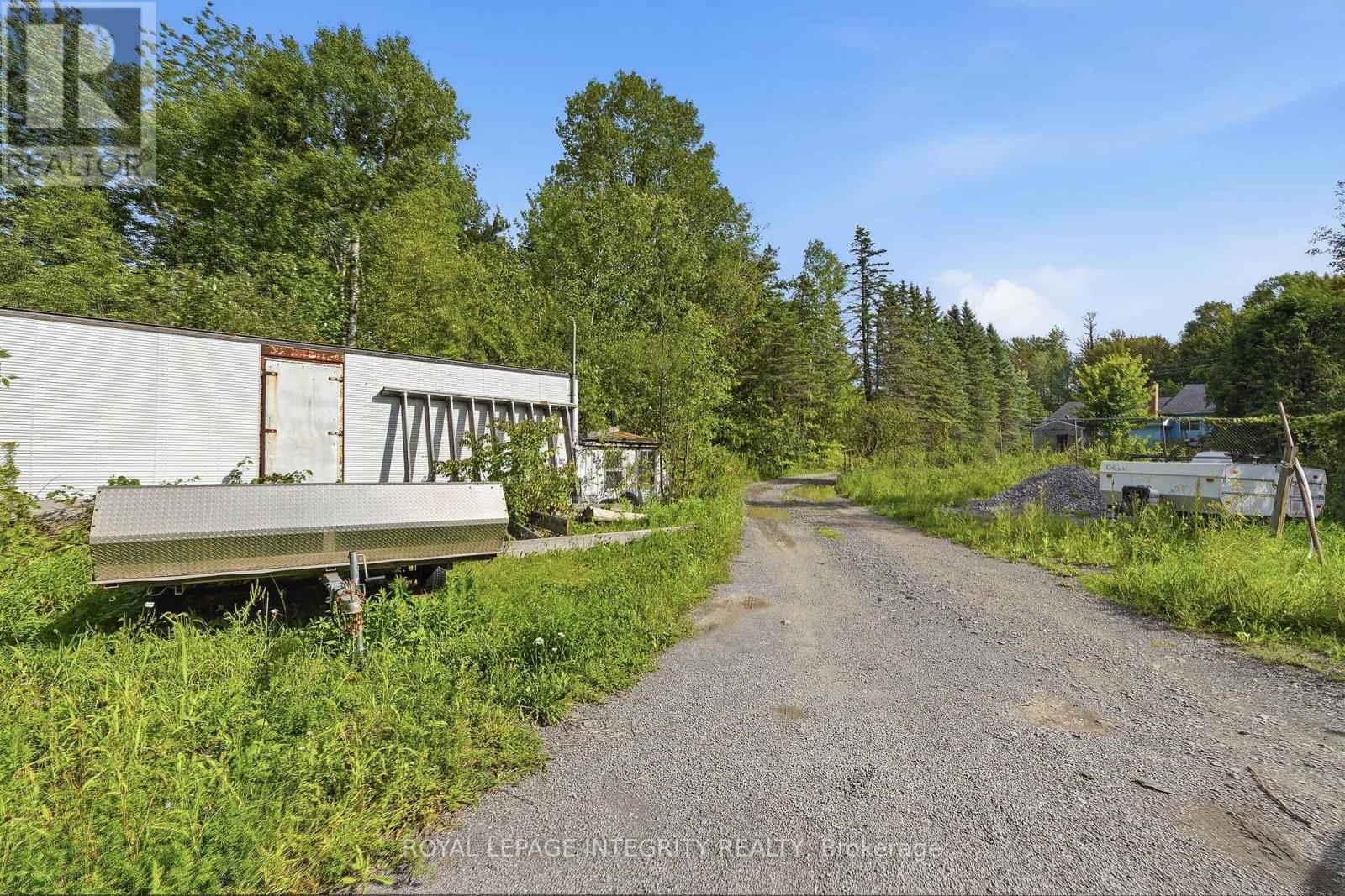 4417 Navan Road, Ottawa, Ontario  K4B 1H9 - Photo 8 - X13864216