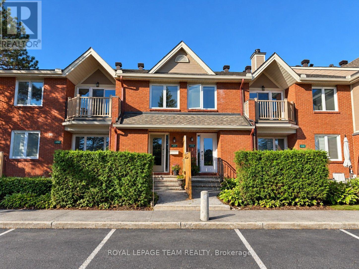 201 - 455 Canteval Terrace, Ottawa, Ontario  K4A 2C5 - Photo 2 - X13864282