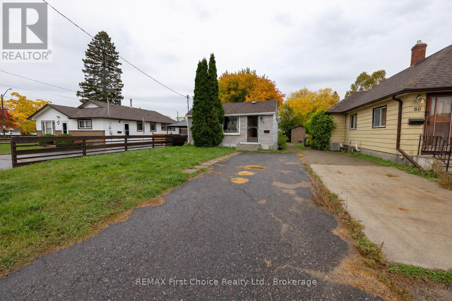 84 Penfold Street, Thunder Bay, Ontario  P7A 3J9 - Photo 3 - X13864290