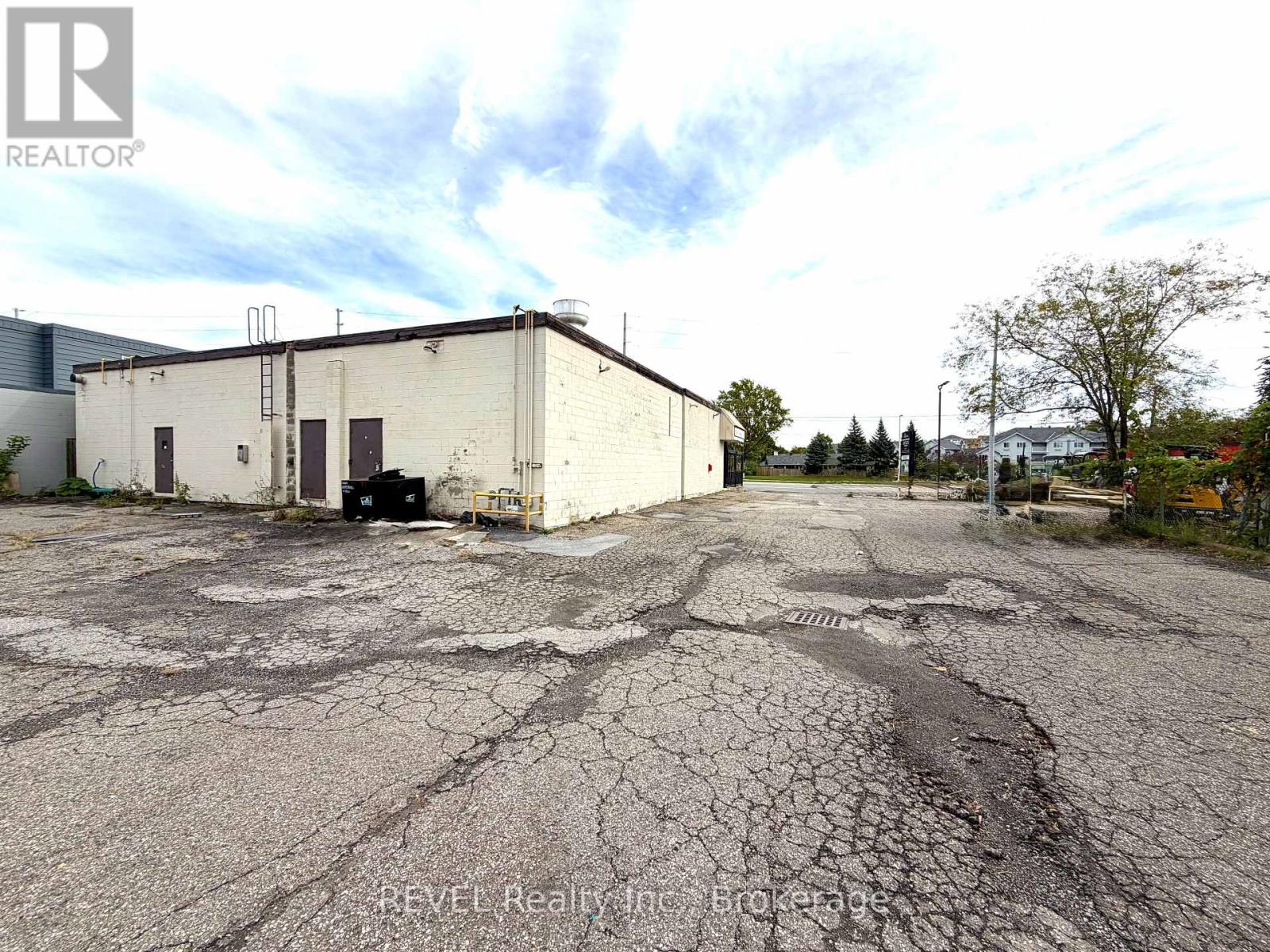 547-549 Ontario Street, St. Catharines, Ontario  L2N 4N4 - Photo 15 - X13864394