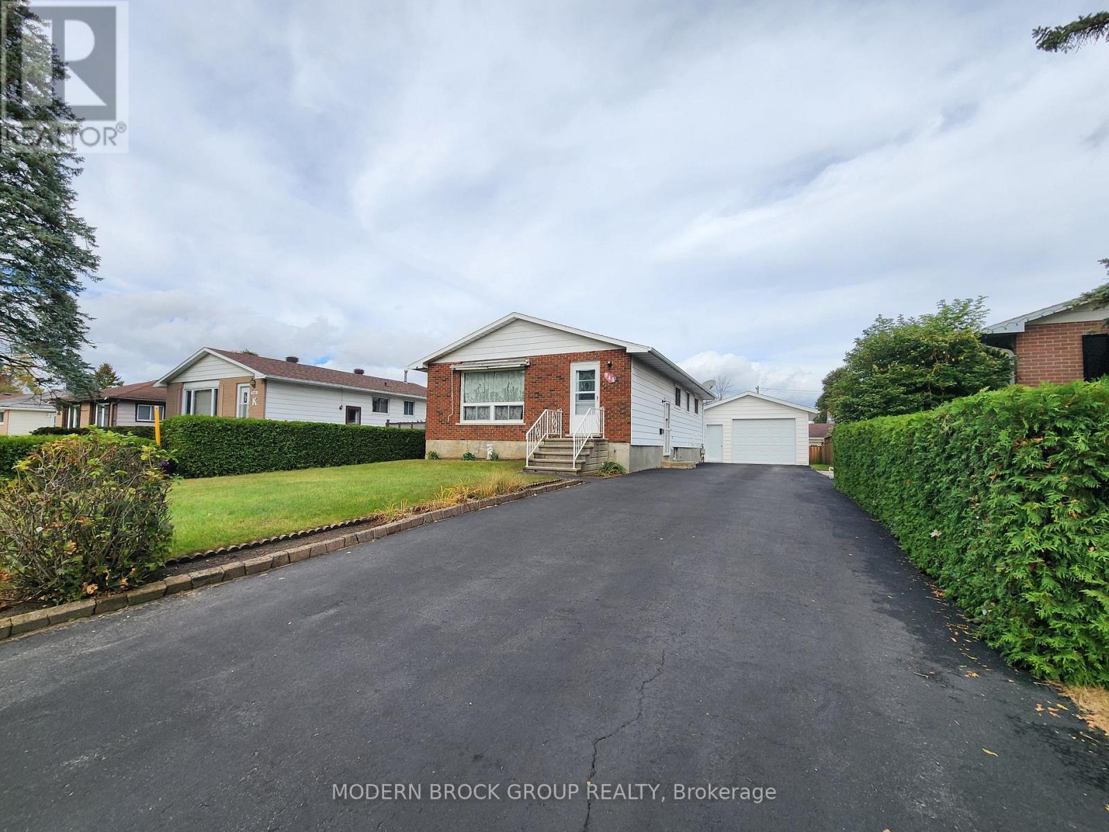 944 Mackenzie Road, Prescott, Ontario