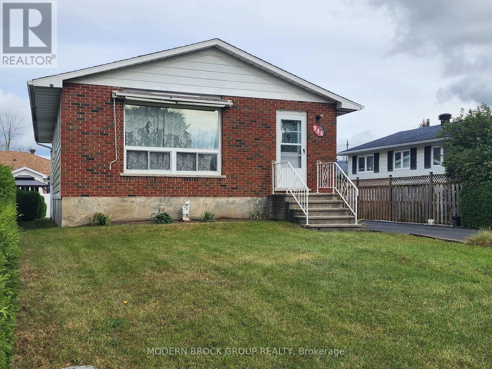 944 Mackenzie Road, Prescott, Ontario K0E 1T0 - Photo 5 - X13864312