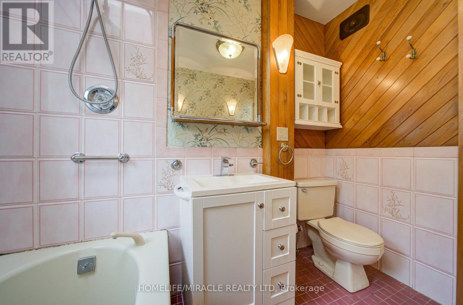 36 Valhalla Boulevard, Toronto, Ontario  M1N 3B3 - Photo 31 - E13864214