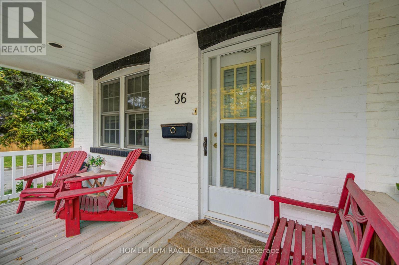 36 Valhalla Boulevard, Toronto, Ontario  M1N 3B3 - Photo 6 - E13864214