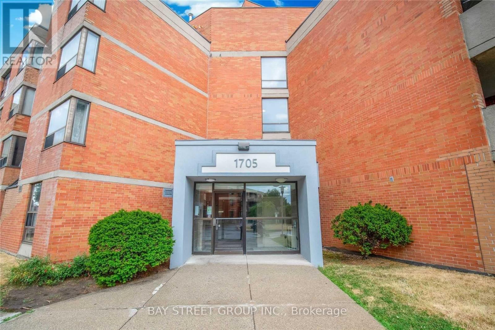 203 - 1705 Mccowan Road, Toronto, Ontario  M1S 4L2 - Photo 2 - E13864332