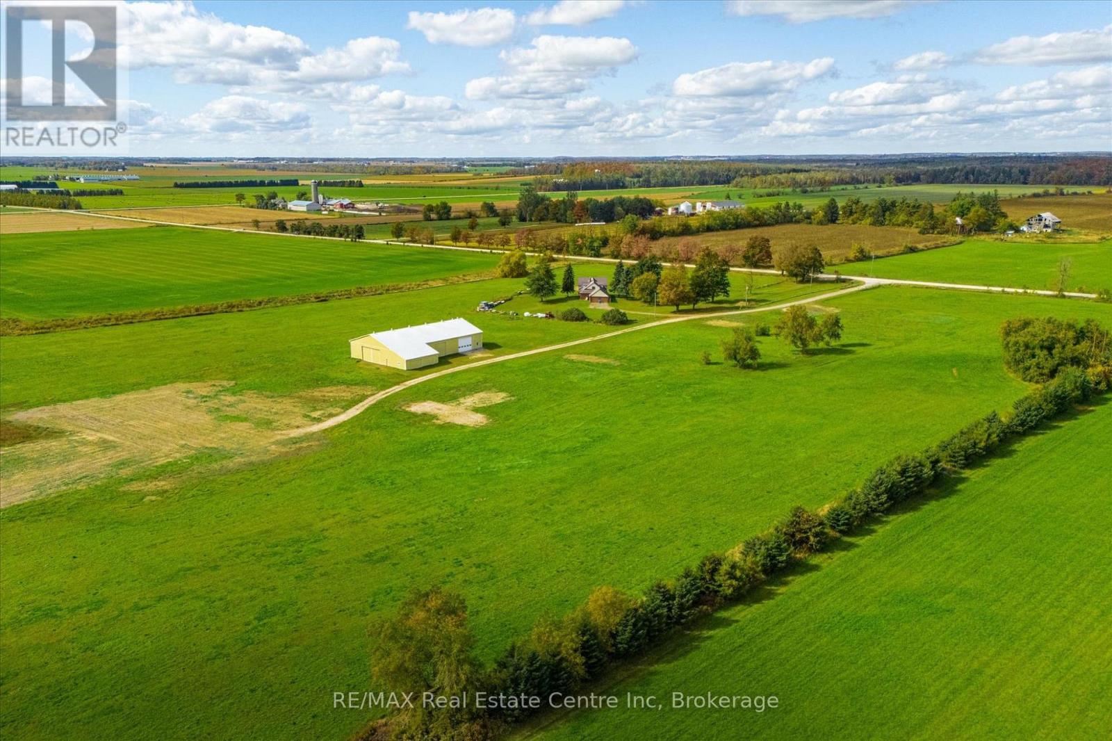 8449 Line 2, Wellington North, Ontario N0G 1A0 - Photo 15 - X13864420