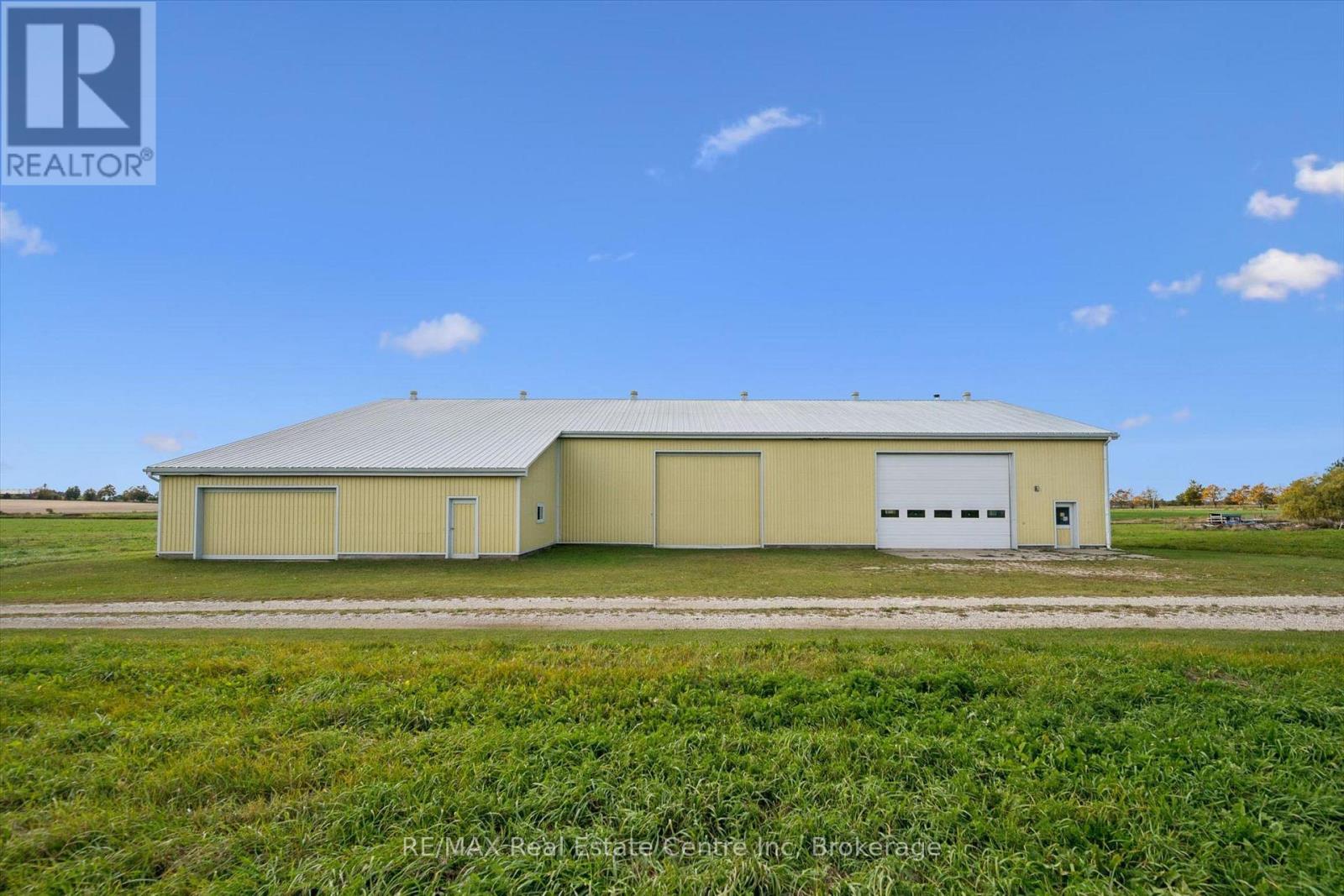 8449 Line 2, Wellington North, Ontario N0G 1A0 - Photo 4 - X13864420