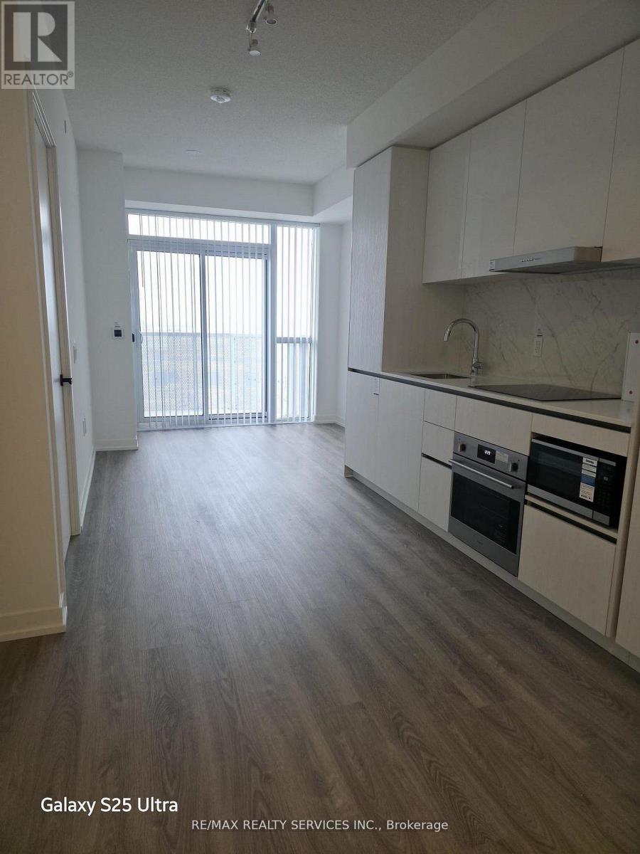 1708 - 8 Interchange Way, Vaughan, Ontario  L4K 5Z7 - Photo 3 - N13864294