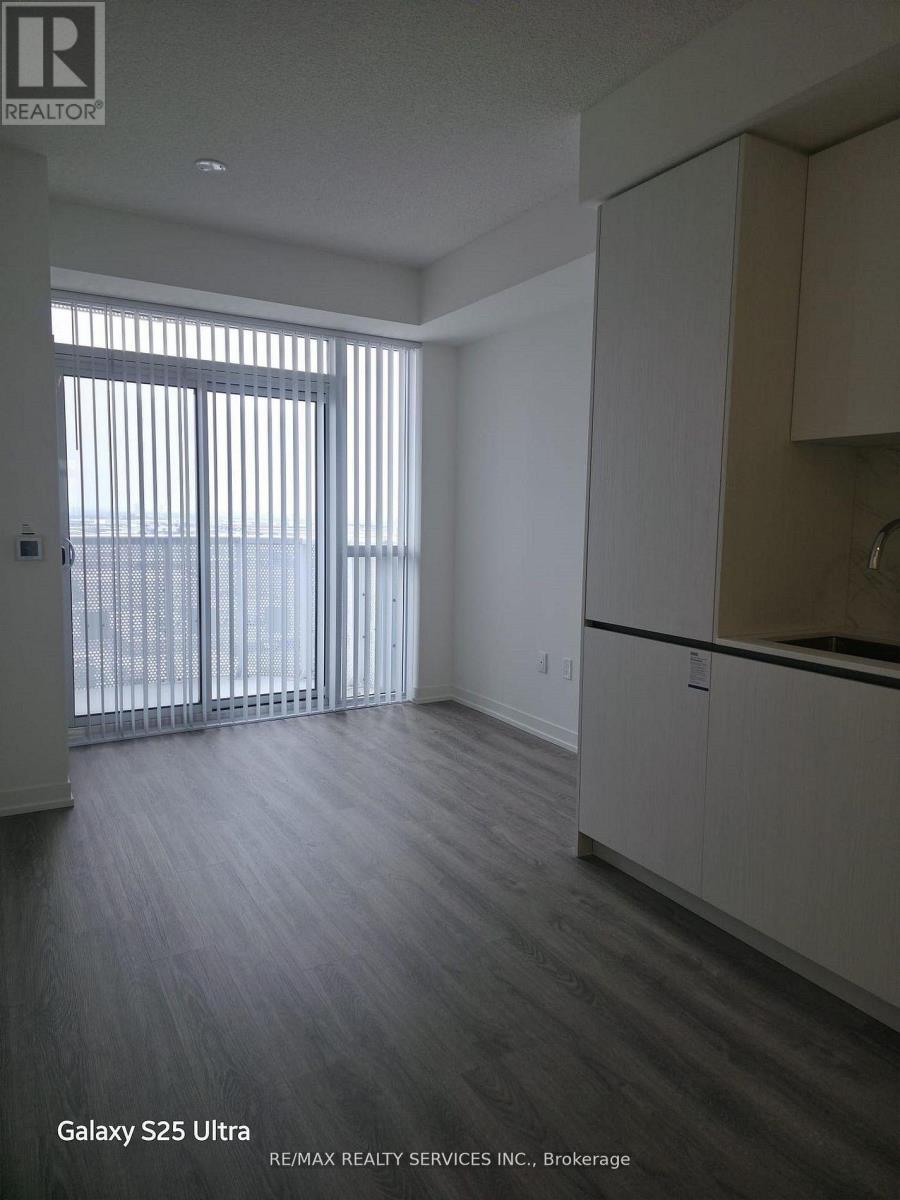 1708 - 8 Interchange Way, Vaughan, Ontario  L4K 5Z7 - Photo 8 - N13864294