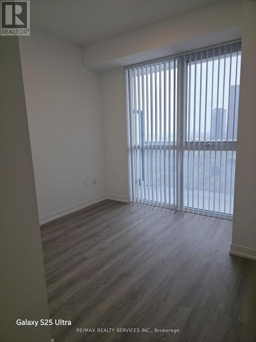 1708 - 8 Interchange Way, Vaughan, Ontario  L4K 5Z7 - Photo 9 - N13864294