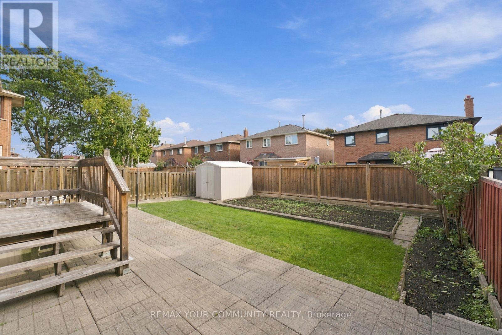 49 Trevor Street, Vaughan, Ontario  L4L 7S6 - Photo 42 - N13864350