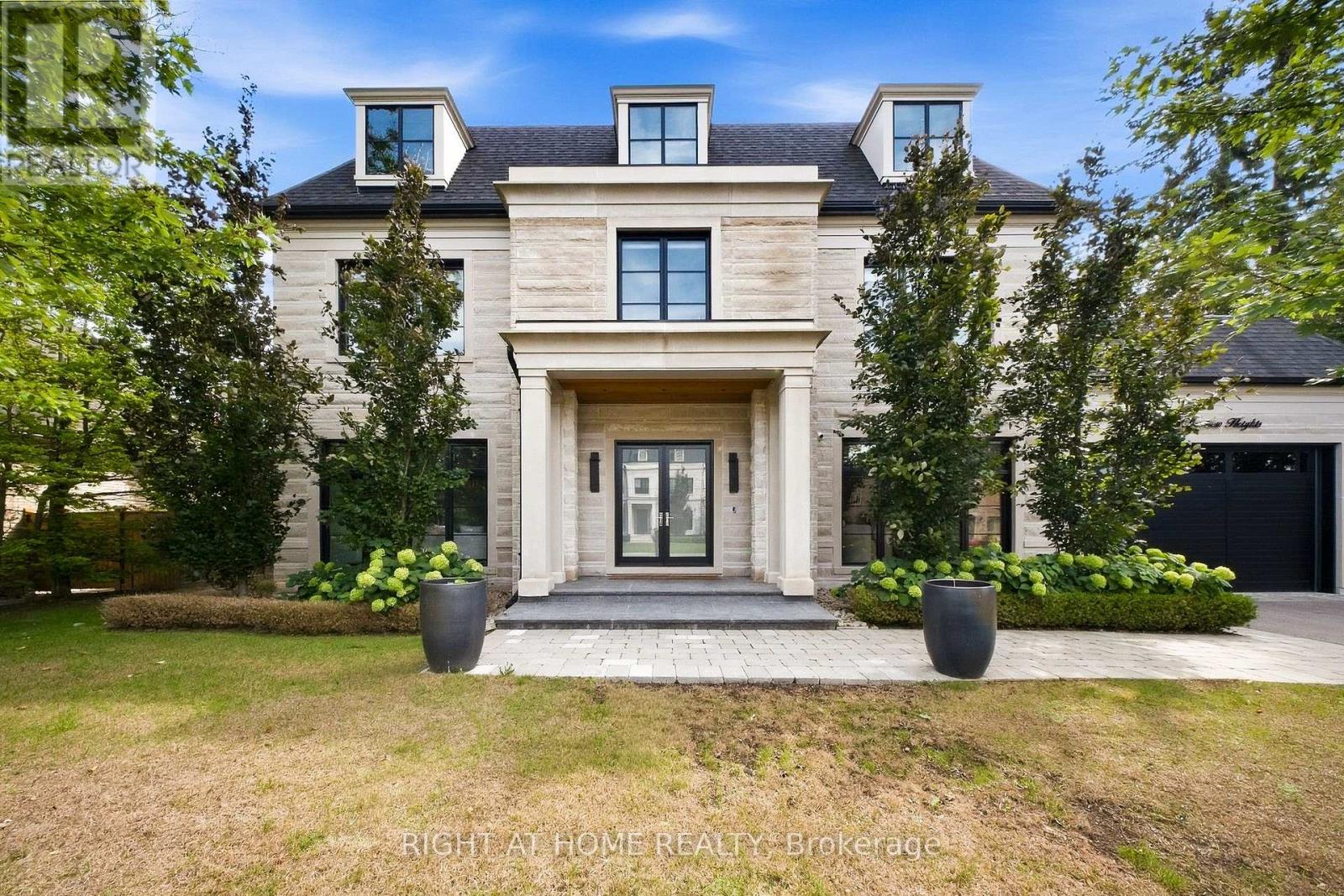 125 Clearview Heights, King, Ontario  L7B 1H6 - Photo 3 - N13864392