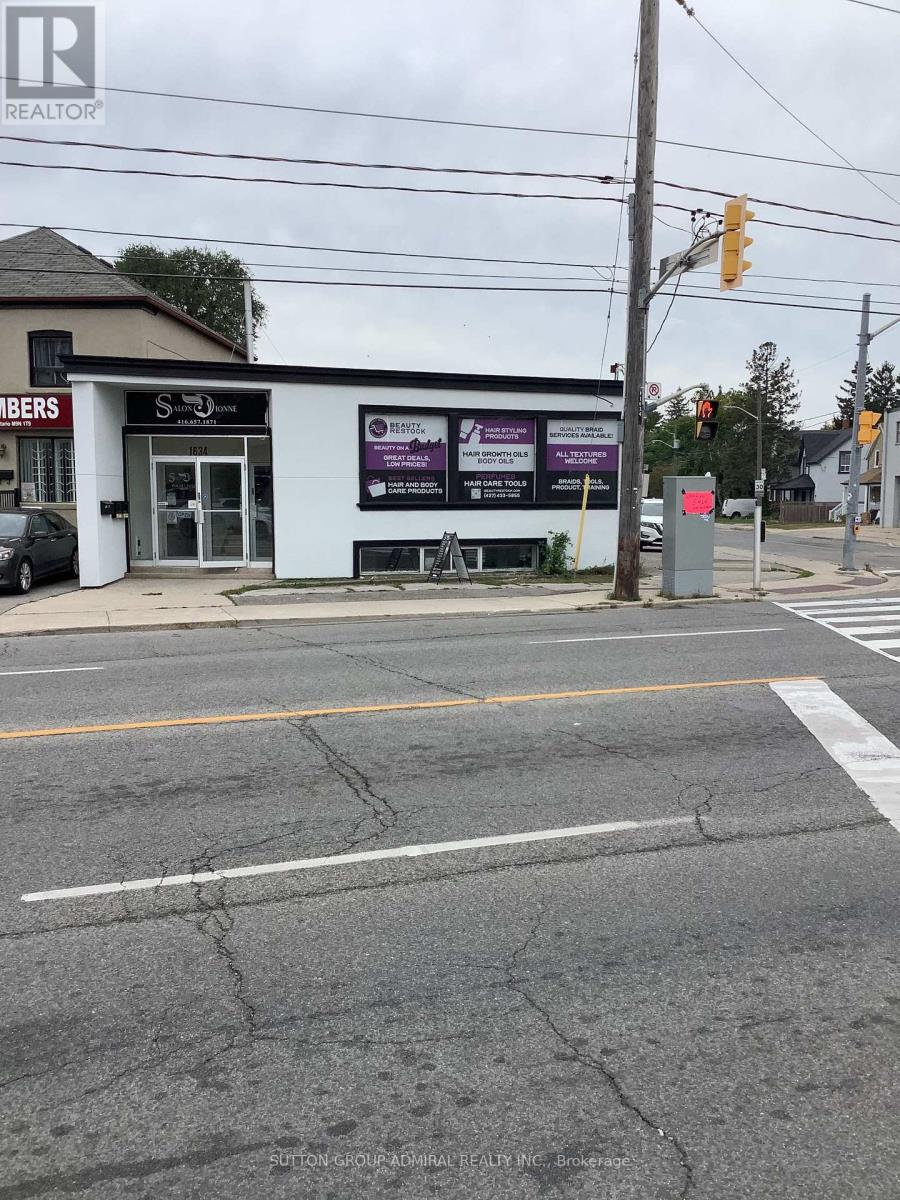 1634 WESTON ROAD W, Toronto, Ontario