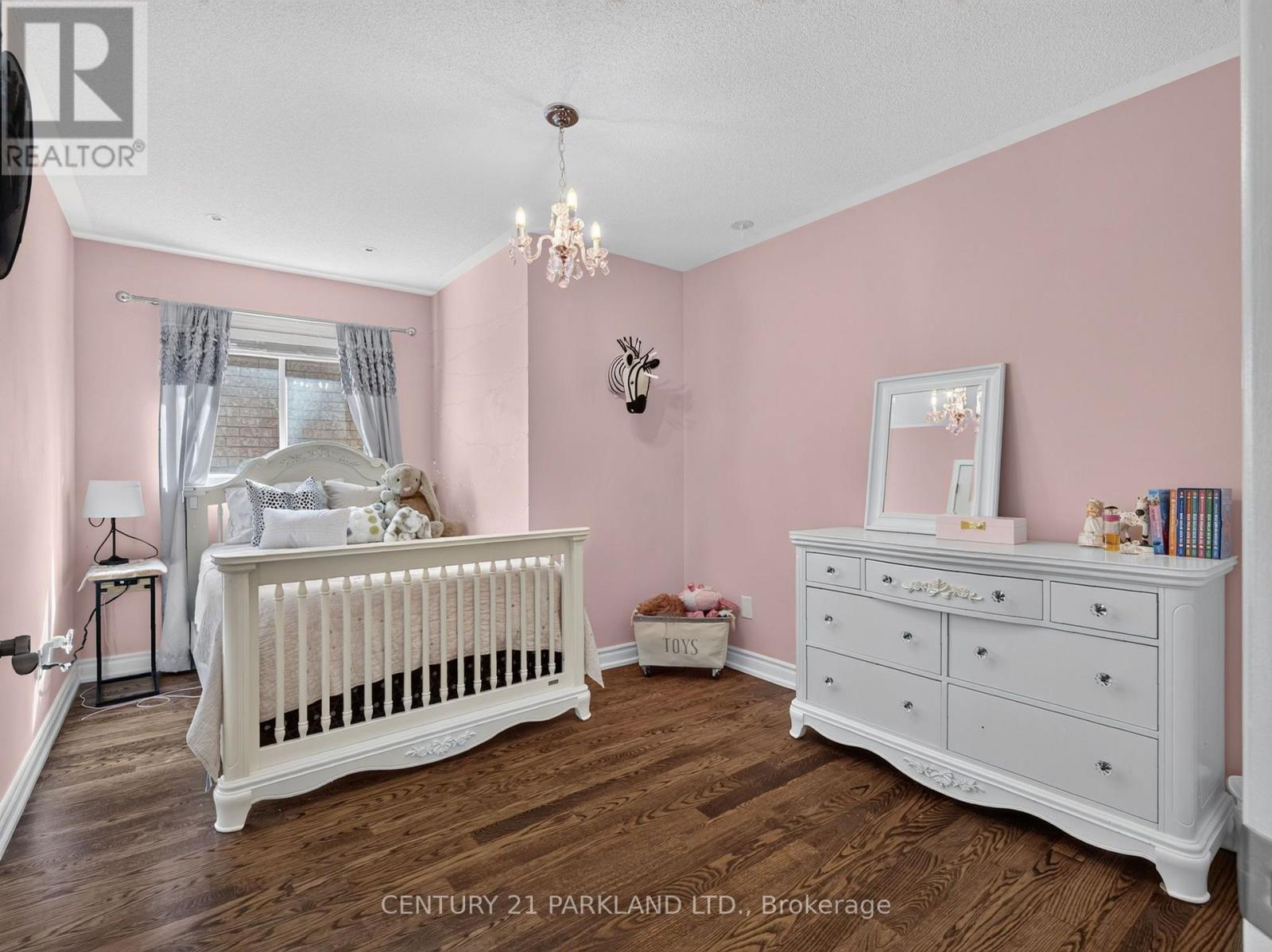 228 Rosemount Avenue, Toronto, Ontario  M9N 3X6 - Photo 17 - W13864308