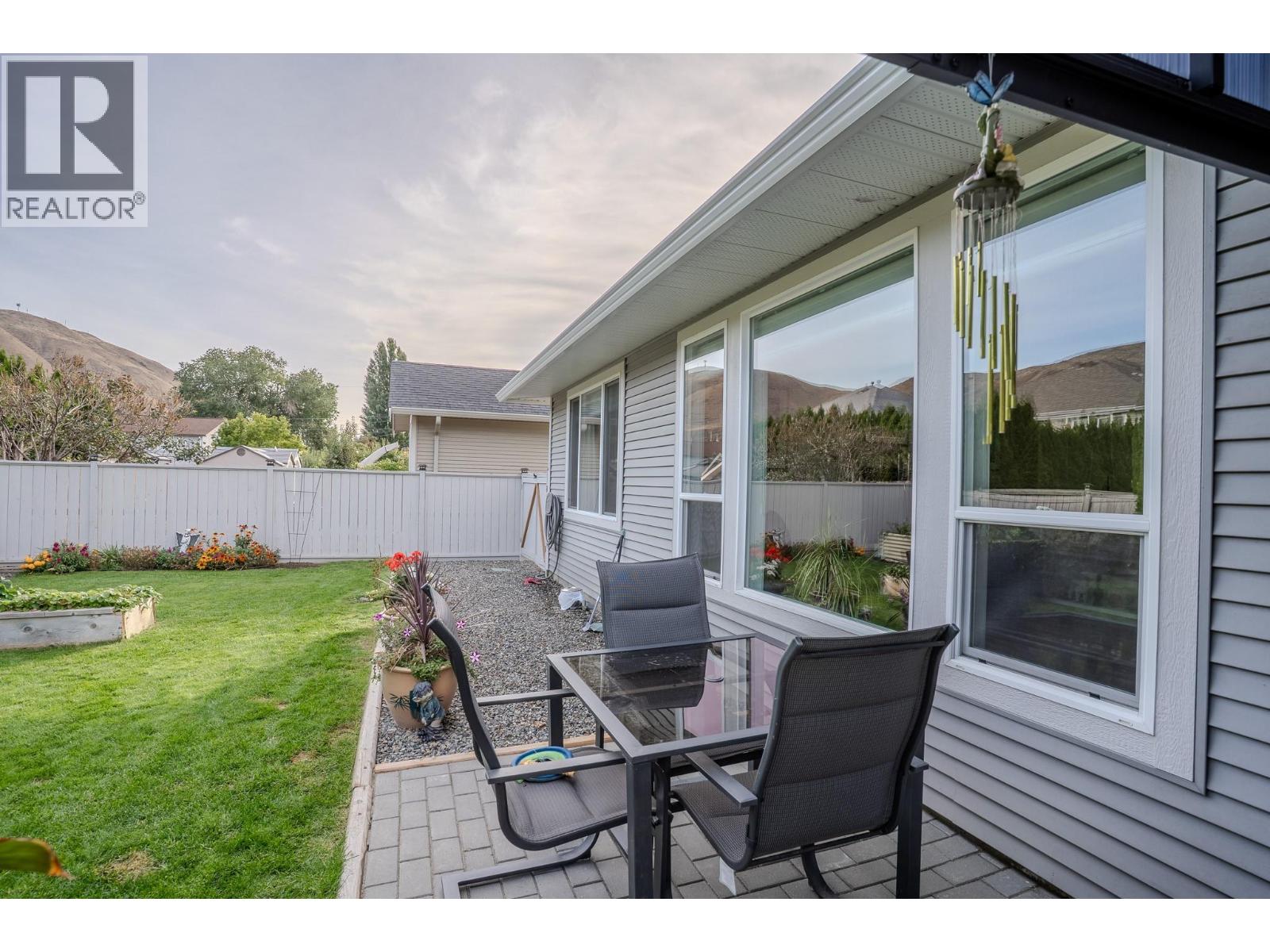 2620 Rosewood Avenue, Kamloops, British Columbia  V2B 0C4 - Photo 28 - 10402676