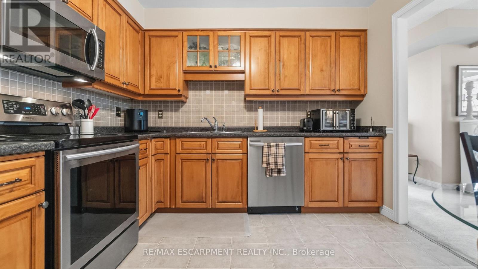 510 - 8 Village Green Boulevard, Hamilton, Ontario  L8G 5B8 - Photo 12 - X13864242