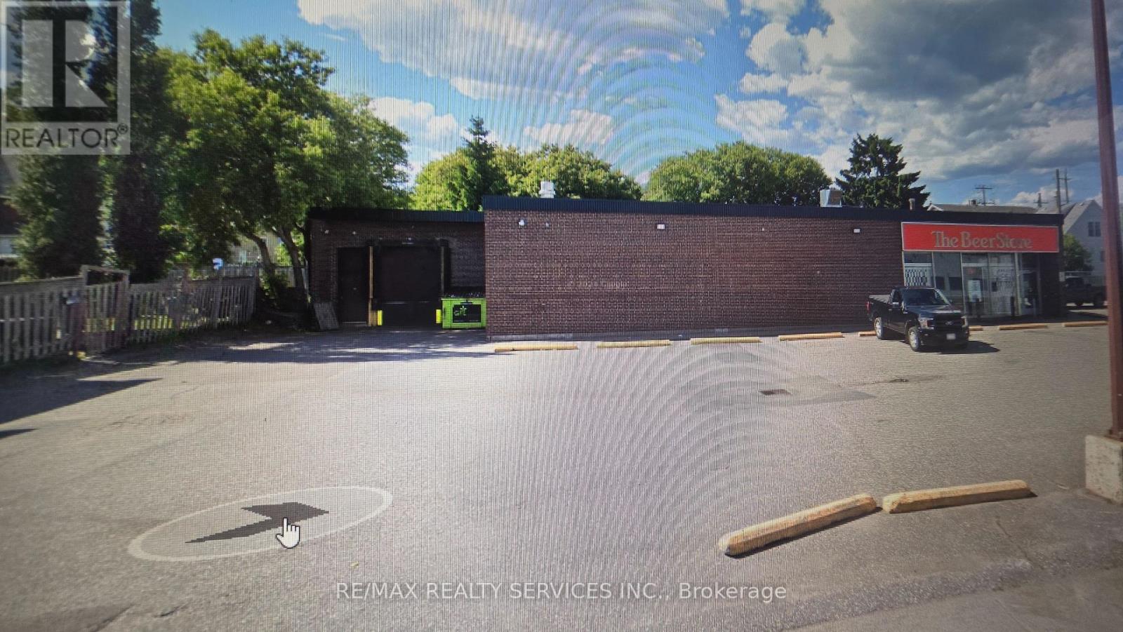 212 Cumberland Street N, Thunder Bay, Ontario  P7A 4N1 - Photo 2 - X13864336