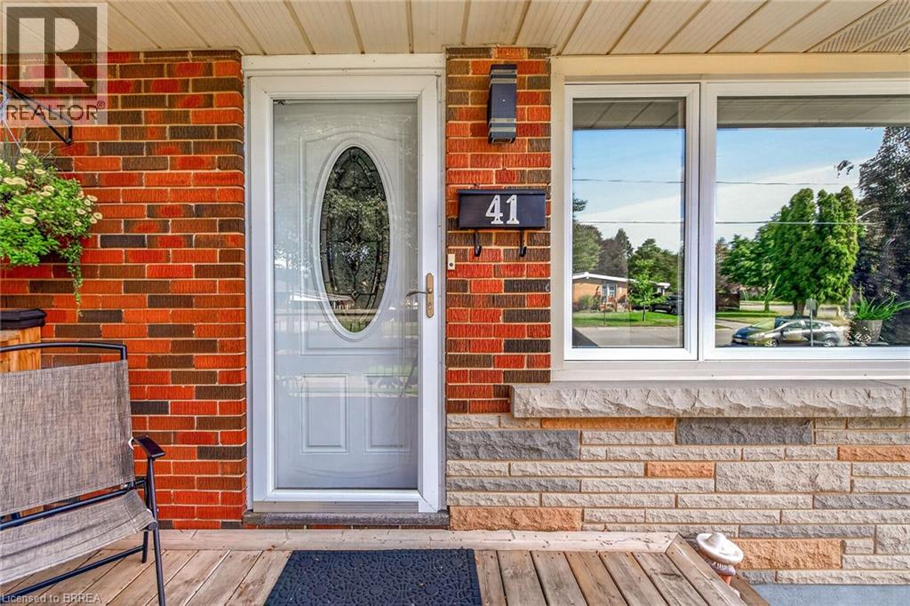 41 Kensington Avenue, Brantford, Ontario  N3R 3N9 - Photo 4 - 40866988