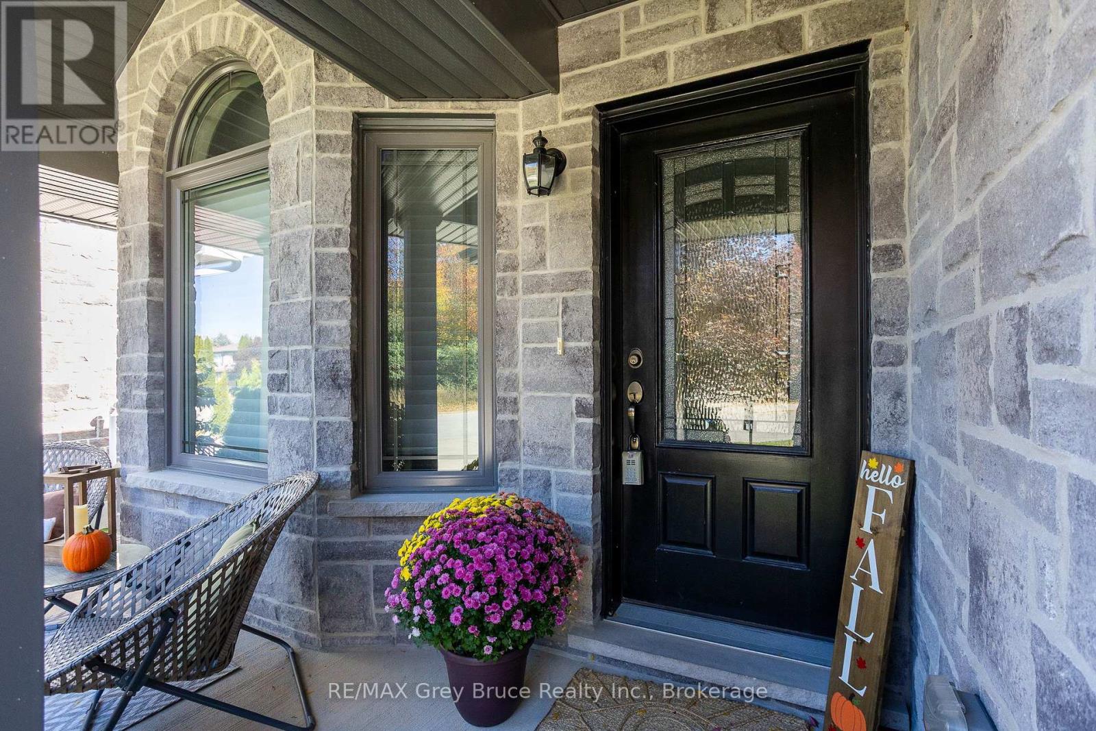 2591 7th Avenue E, Owen Sound, Ontario  N4K 6V1 - Photo 4 - X13674130