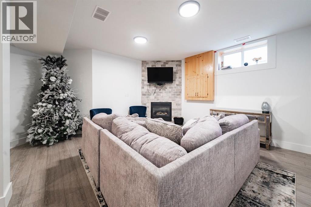 174 St. Laurent Way