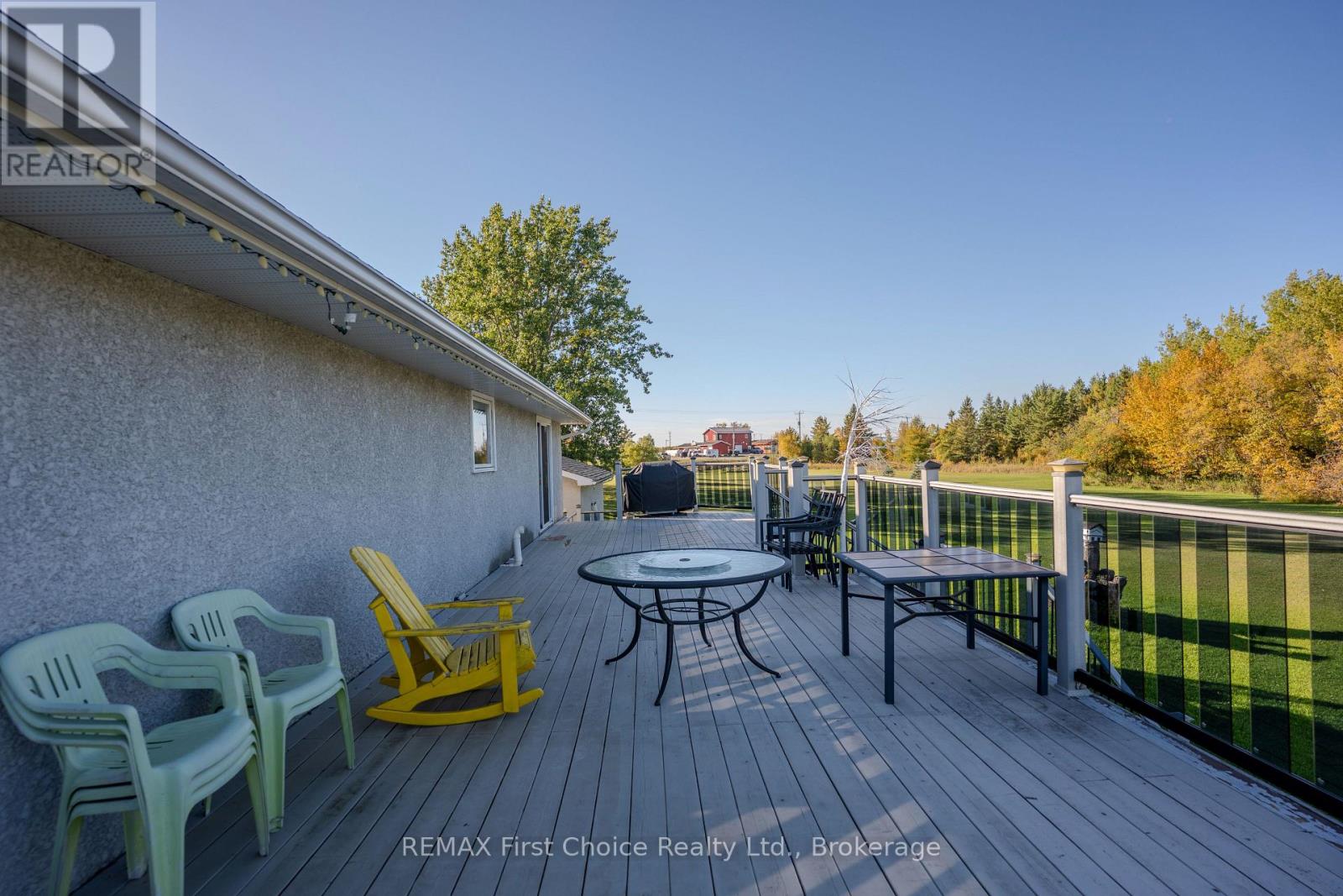 3410 Hwy 11 71 Highway, La Vallee, Ontario  P0W 1C0 - Photo 37 - X13864456