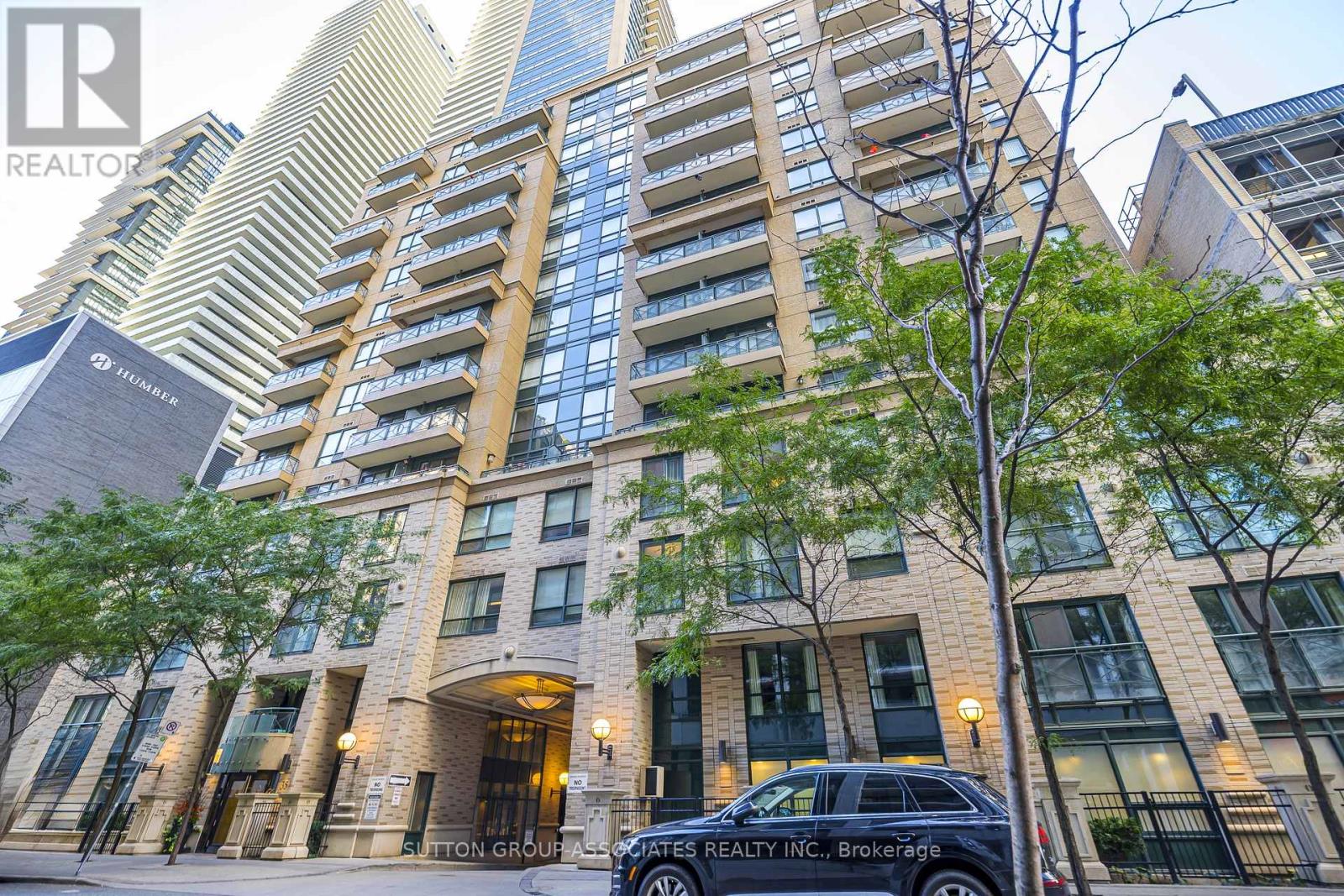1110 - 35 HAYDEN STREET, Toronto, Ontario