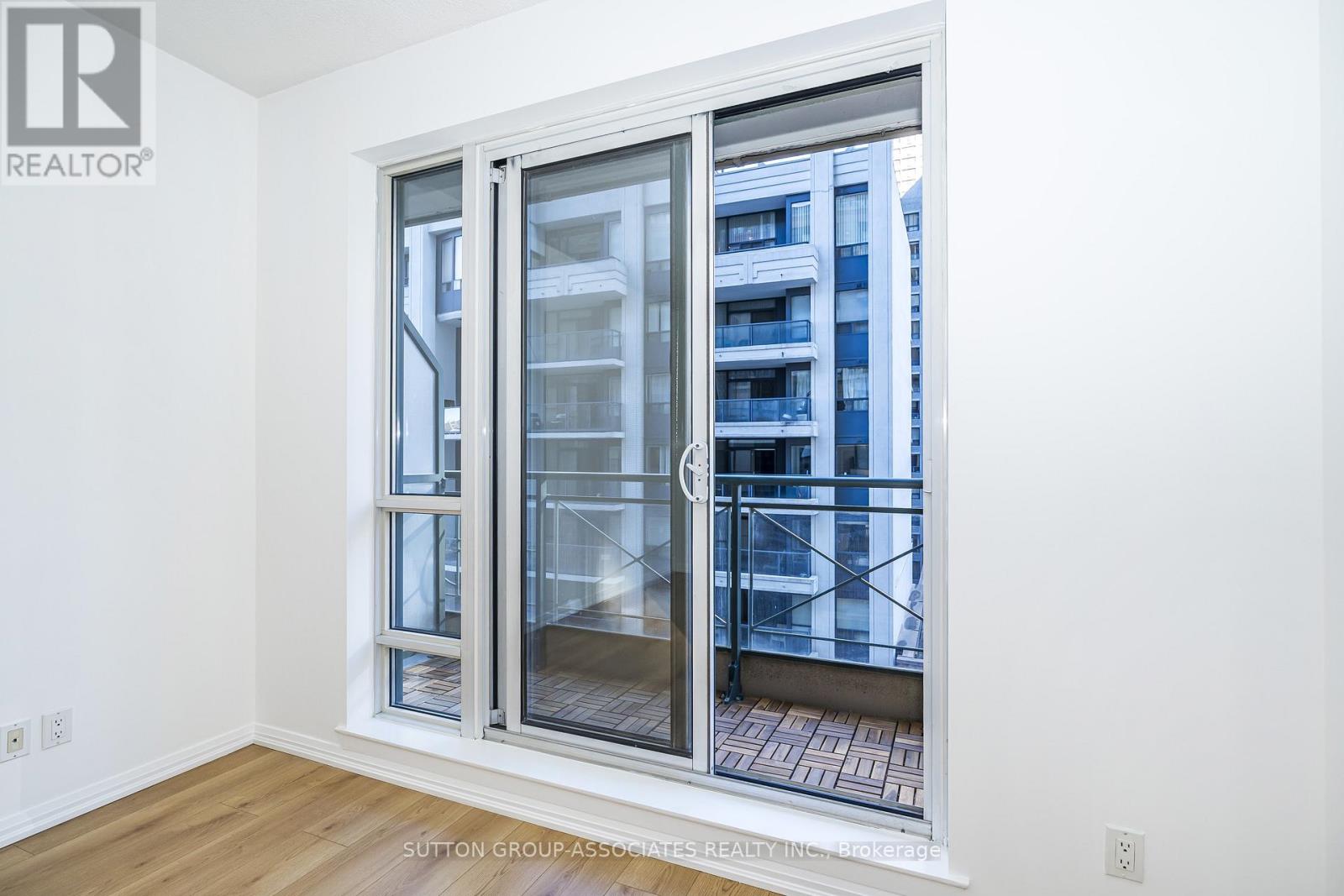 1110 - 35 Hayden Street, Toronto, Ontario  M4Y 3C3 - Photo 12 - C13864458
