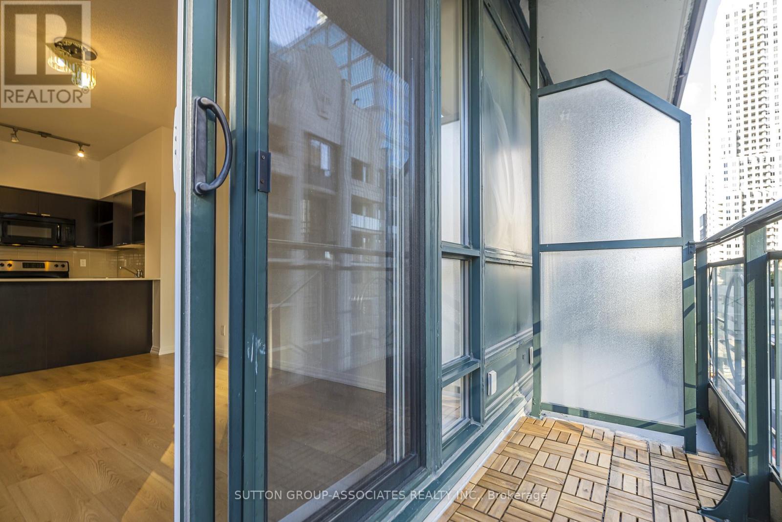 1110 - 35 Hayden Street, Toronto, Ontario  M4Y 3C3 - Photo 14 - C13864458