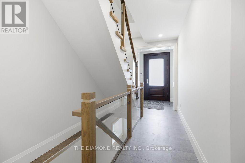 188 Westminster Avenue, Toronto, Ontario M6R 1P1 - Photo 4 - W13864492