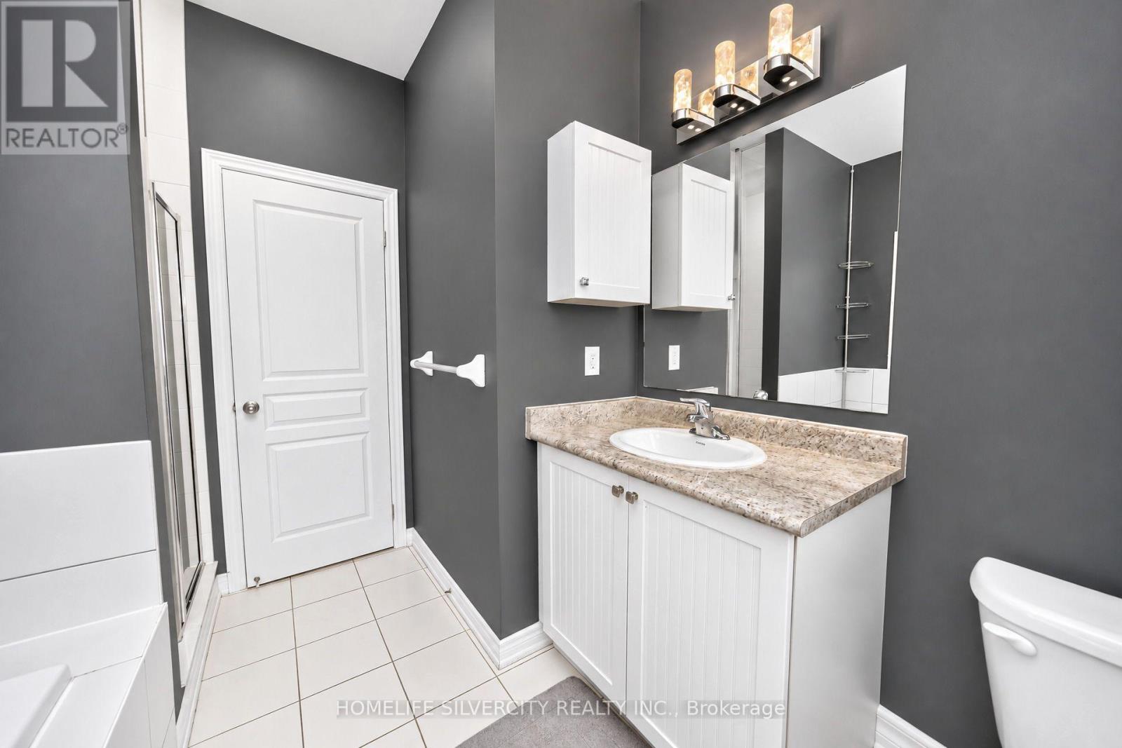 355 Robert Parkinson Drive, Brampton, Ontario  L7A 0G1 - Photo 35 - W13864498