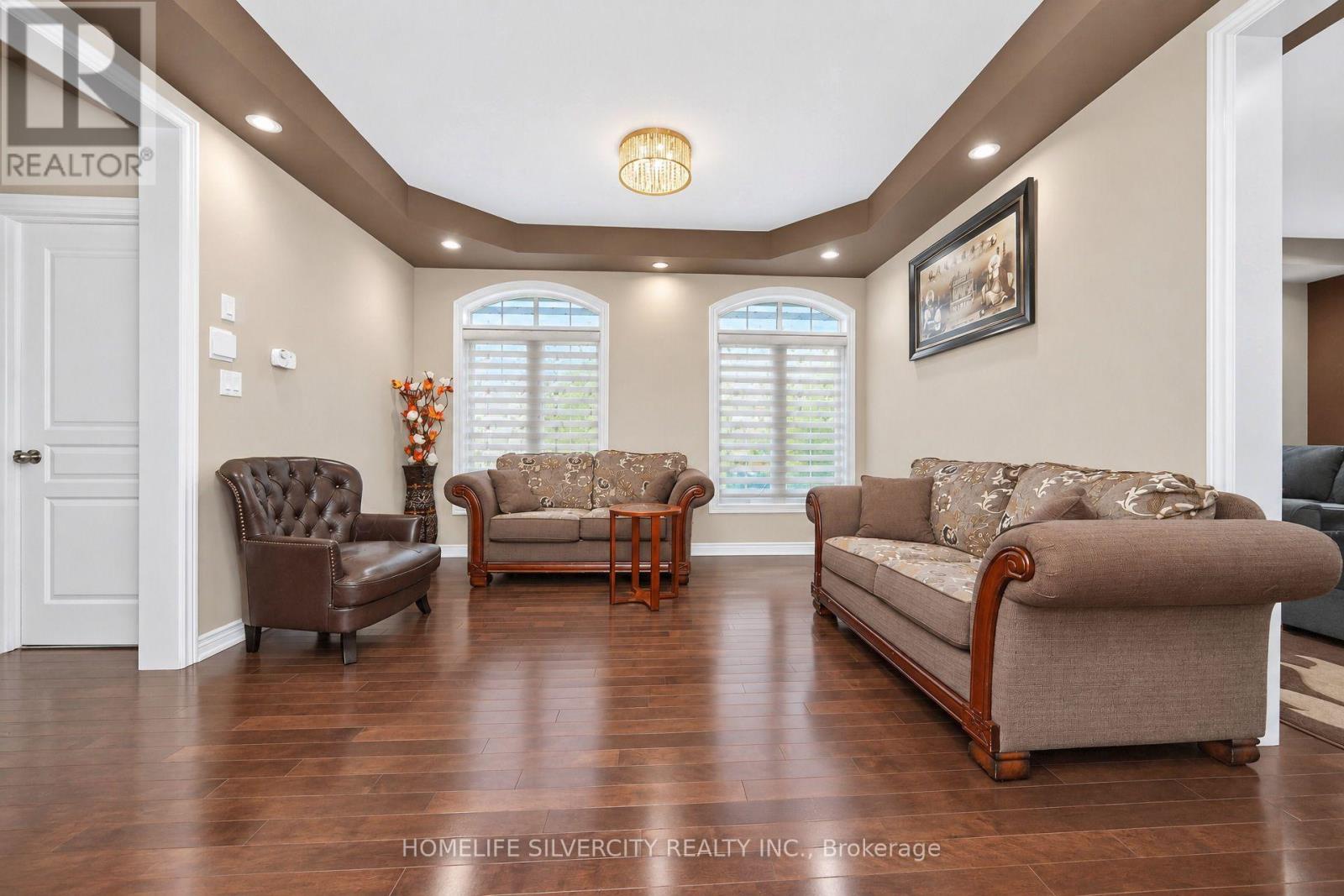 355 Robert Parkinson Drive, Brampton, Ontario  L7A 0G1 - Photo 6 - W13864498