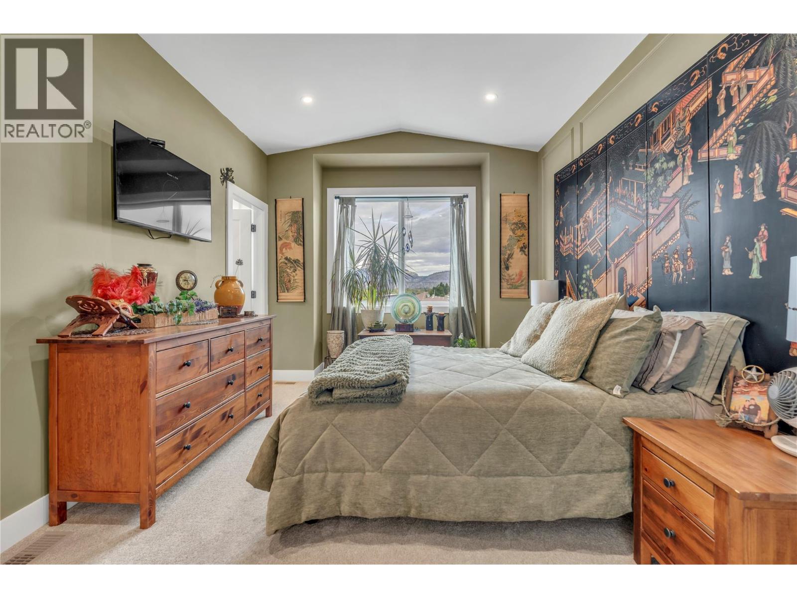 386 Chardonnay Avenue