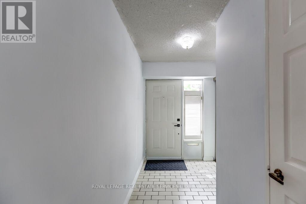 6 - 48 Granby Street, Toronto, Ontario  M5B 2J5 - Photo 4 - C13854400
