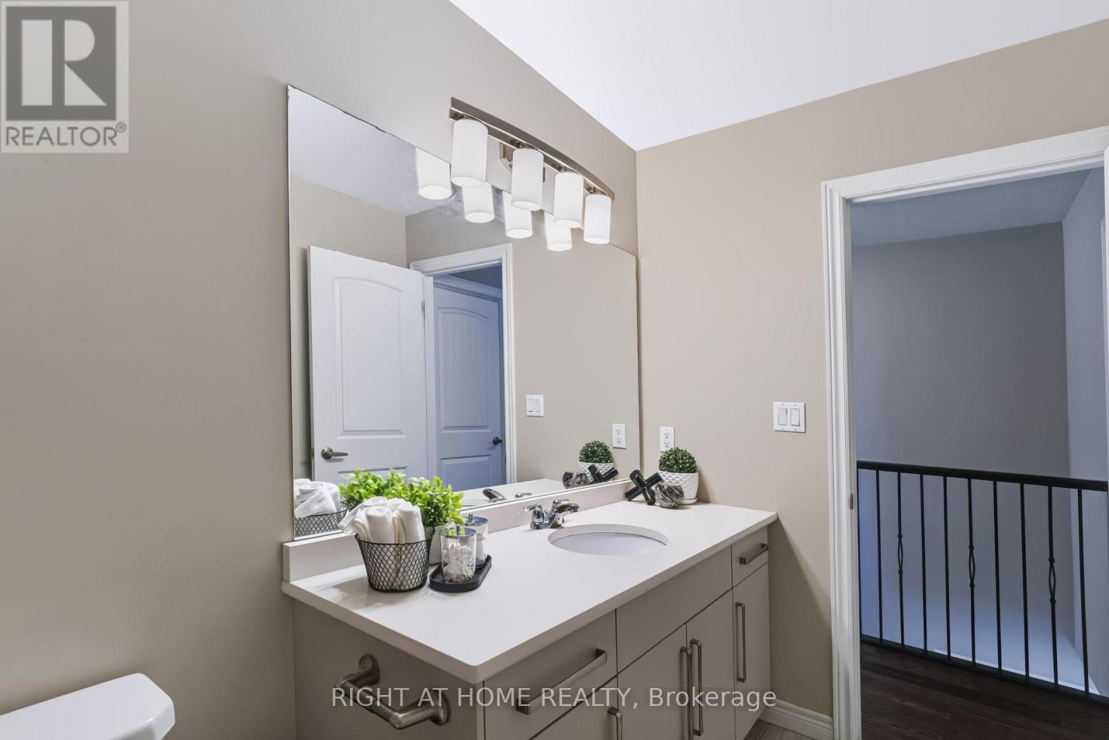 402 Tansbury Street, London North, Ontario  N6G 3E7 - Photo 29 - X13862116